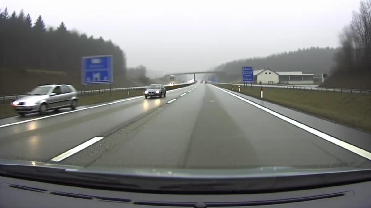 Autobahn Abstandsblitzer Messstelle Abstandsblitzer A81 Gärtringen, km 603.200 (FR Singen) auf der A81, Fahrtrichtung Singen